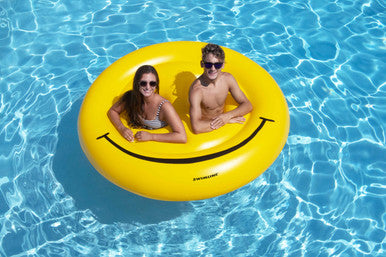 Swimline Smiley Face Island 72"