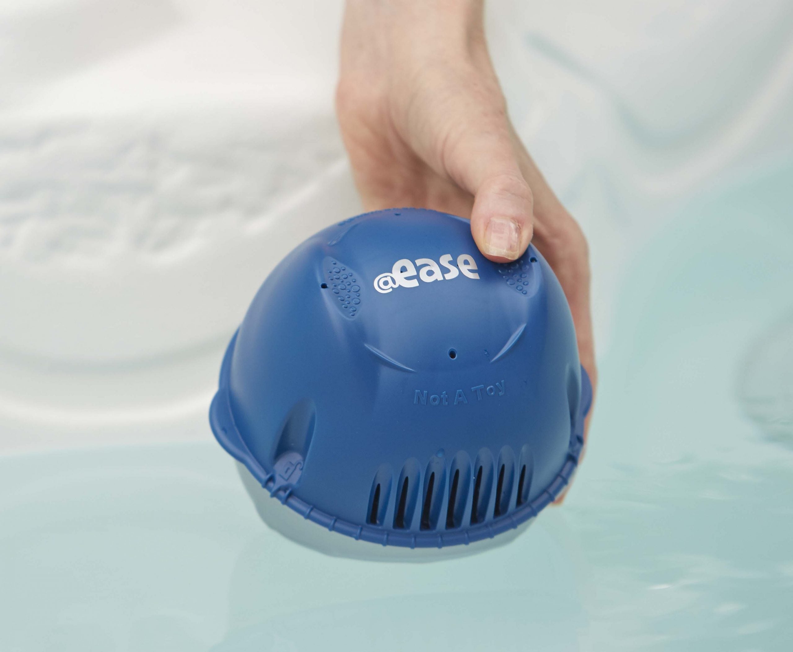 FROG @ease Floating Sanitizer System