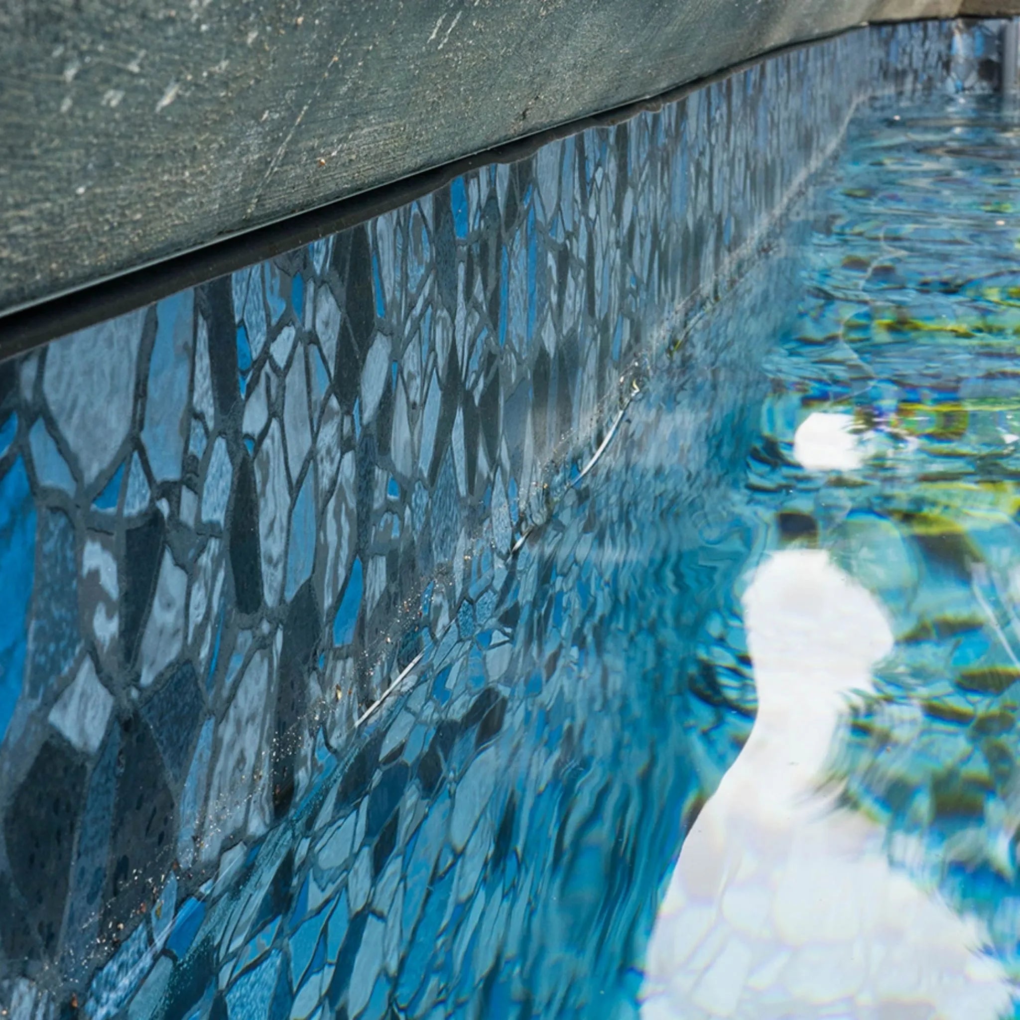 Obsidian Shimmer Stone For Destination Series GLI Inground Pool Liner 27 Mil