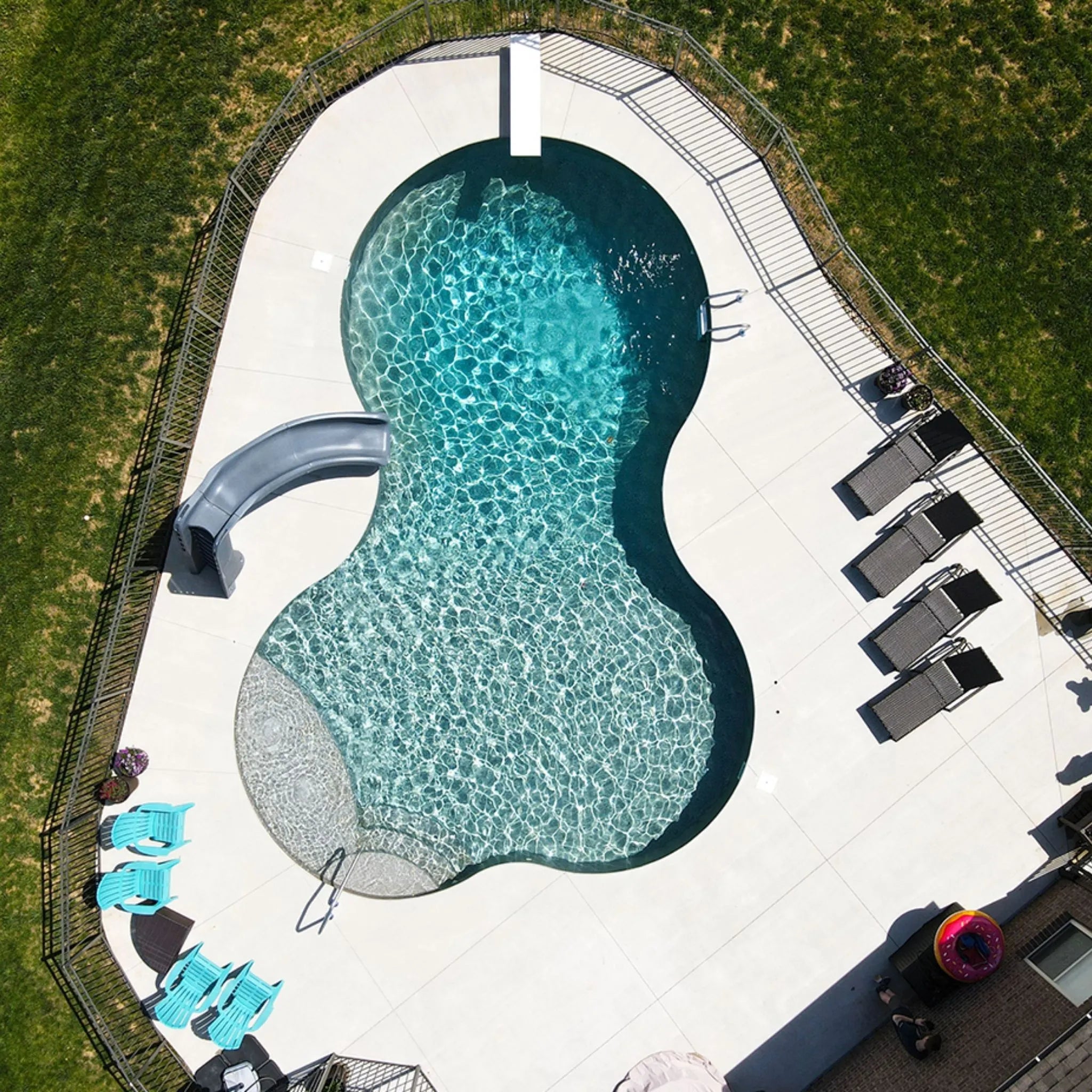 Sandstone Tan Full Floor Borderless GLI Inground Pool Liner 27 Mil